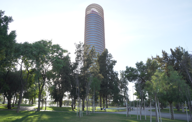 El Centro Comercial TORRE SEVILLA  Planes para hacer todos los días en el  puente