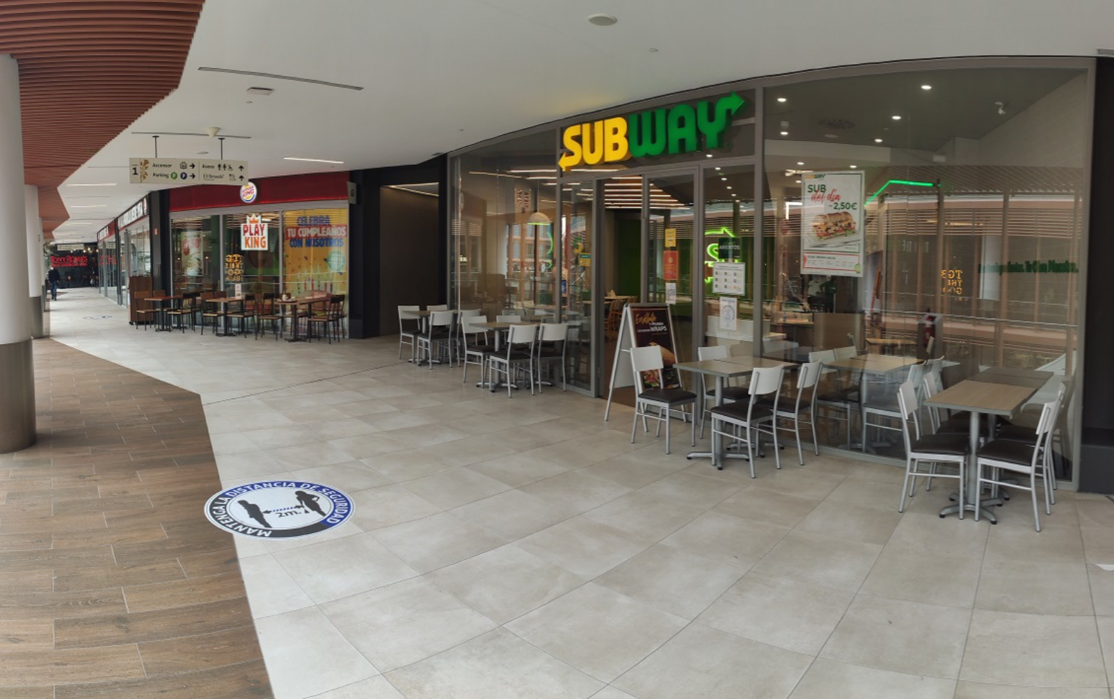 El centro comercial TORRE SEVILLA amplía su zona de restauración al aire libre con la incorporación de nuevas terrazas