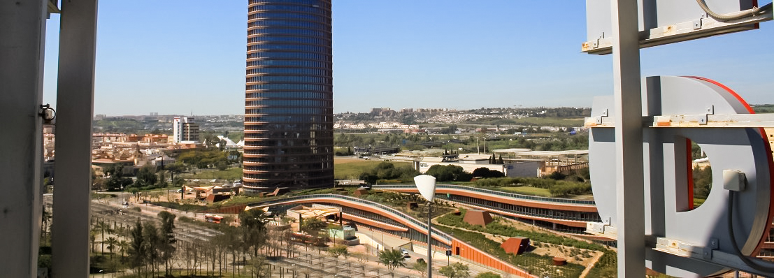 TORRE SEVILLA obtiene la licencia de obra para abrir sus cubiertas verdes a eventos al aire libre