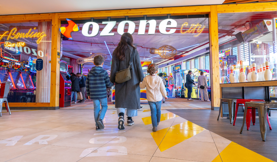 Celebra tu cumpleaños en Ozone Bowling